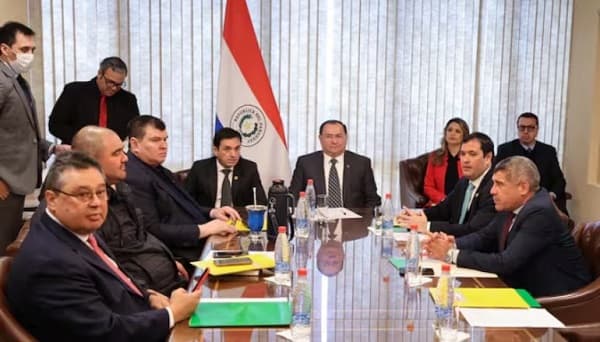 Comisión “garrote” investigará fondos extranjeros en campañas políticas