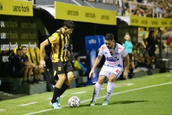 Duelo clave entre Guaraní y Nacional en el Rogelio Livieres