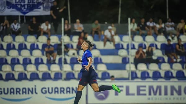Cerro Porteño vence a un impreciso Ameliano en Itauguá