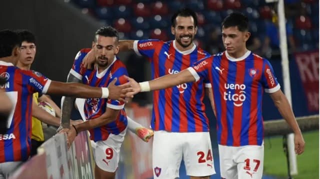 Cerro Porteño vence a General Caballero y sigue en la lucha por el titulo