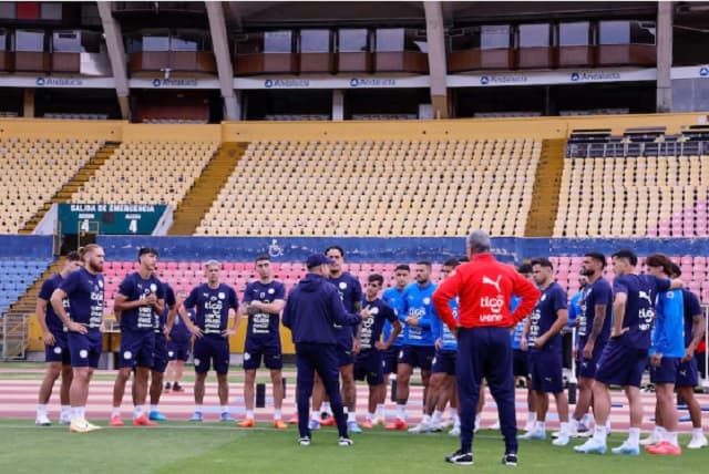 La Albirroja realizó entrenamiento en Quito con 24 jugadores