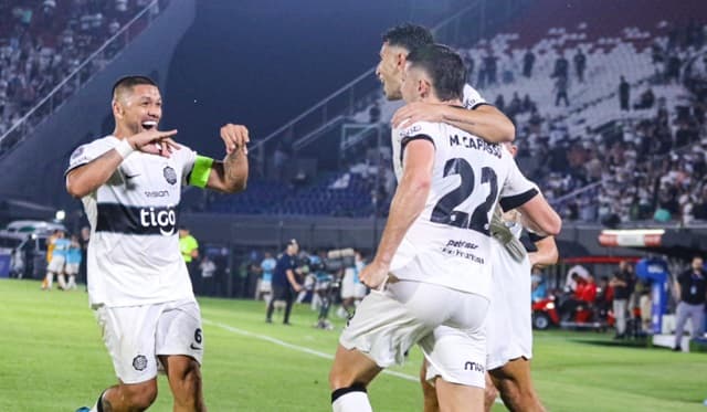 Olimpia remonta y se consolida en la cima del Clausura