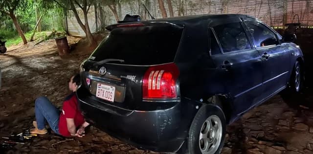 Detienen a robacoches en el estacionamiento del Hospital de Clínicas