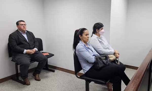 Condenas para directivas de Imedic SA por contrabando de fármacos