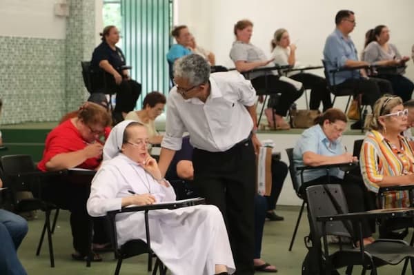 El 50% de docentes aplazados: “Solo pasarán los mejores”, dice ministro