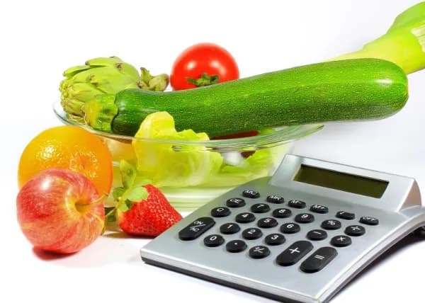 Más allá de las calorías: la compleja relación entre dieta y vida larga