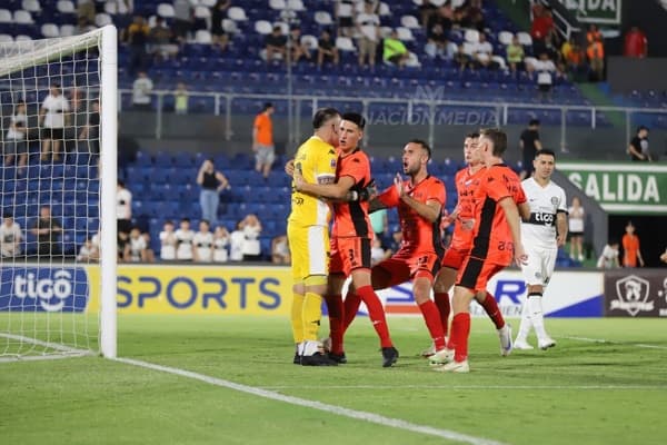 Nacional deja fuera a Olimpia de la Copa Paraguay