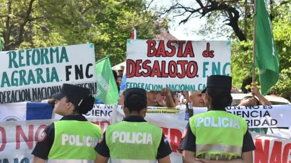 Protestan contra proyecto de Registro Único Nacional