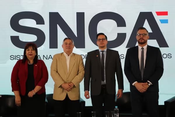 MEC y Cones lanzan sistema que transforma planes de estudio