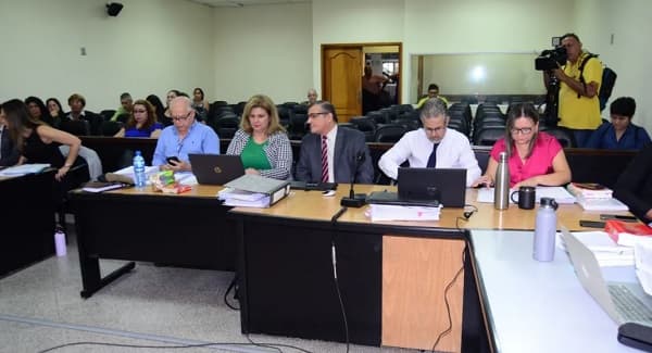 Denuncian supuestas conversaciones privadas en el Caso Bower