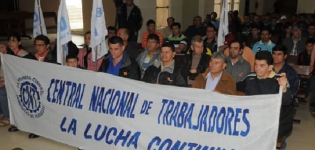 Central Nacional de Trabajadores rechaza autoaumento salarial en el Congreso