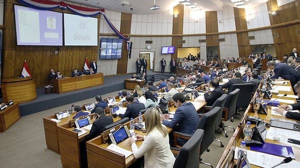 Diputados aprueban nueva versión de la ley que crea el RUN