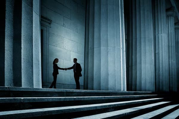 La ciencia revela por qué nos corrompemos: un estudio global