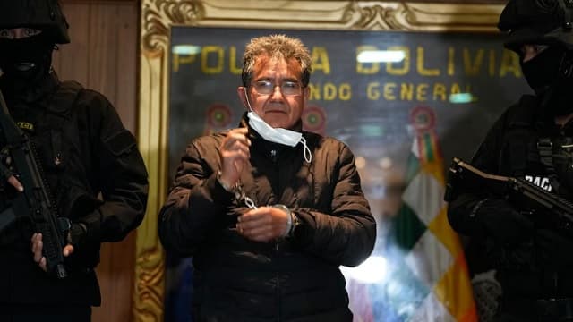 Extraditan a exjefe antidrogas de Evo Morales a EE.UU.