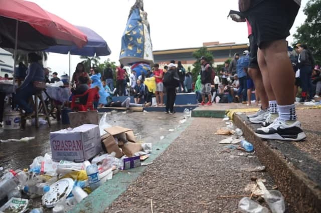Caacupé repleta de basura tras festividad mariana
