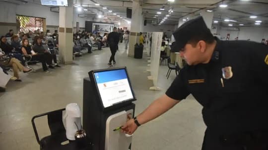 Identificaciones atenderá hasta las 22:00 este lunes