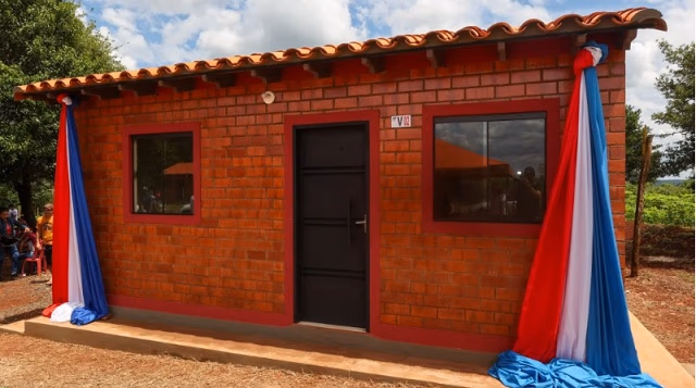 Solo 6.000 casas sociales serán entregadas en 2024, aclara Baruja