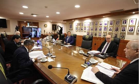 Corte Suprema suspende a jueza, ujieres y funcionarios por caso de pagarés