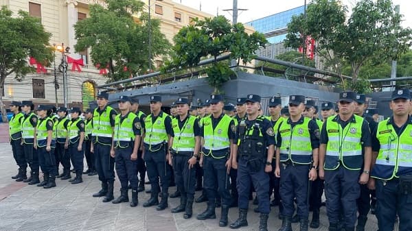 Refuerzan seguridad en el centro de Asunción para fin de año