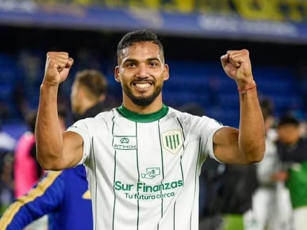 Olimpia incorpora al defensor argentino Alejandro Maciel