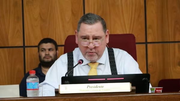 Senado convoca a comisarios cuestionados por ascensos policiales
