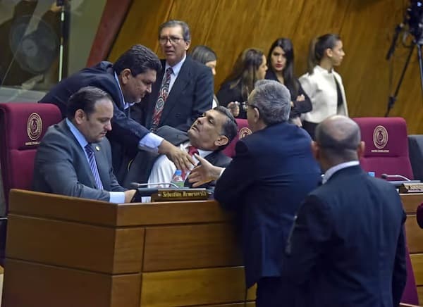 Autoaumentos y nepotismo: PGN 2025 sancionado