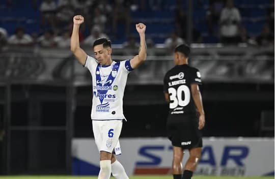 Olimpia se enfrenta hoy a su sombra negra, Ameliano