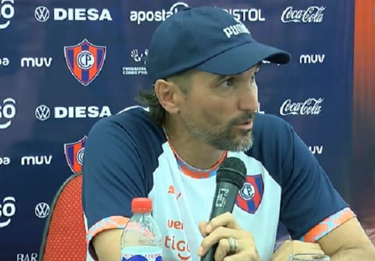 Diego Martínez destaca avances en la pretemporada de Cerro Porteño