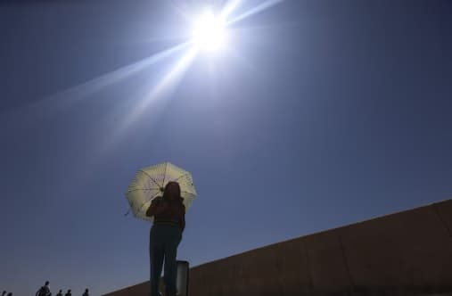 El impacto del calor extremo en la depresión: causas y cuidados