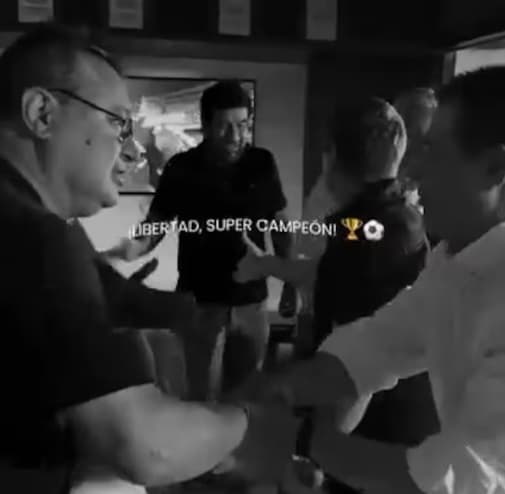Gustavo Leite celebra con Cartes el título de Libertad mientras critica a Peña