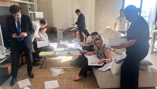 Allanan vivienda de ujier en investigación de la “mafia de los pagarés”