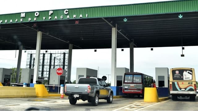 MOPC habilita carril extra en Ypacaraí por retorno de Pascua