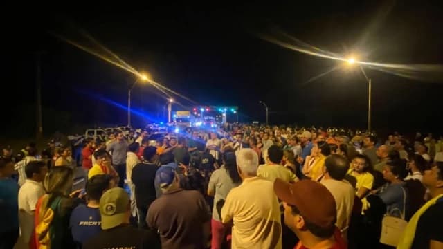 Protestas en Coronel Bogado por aumento del peaje se intensifican