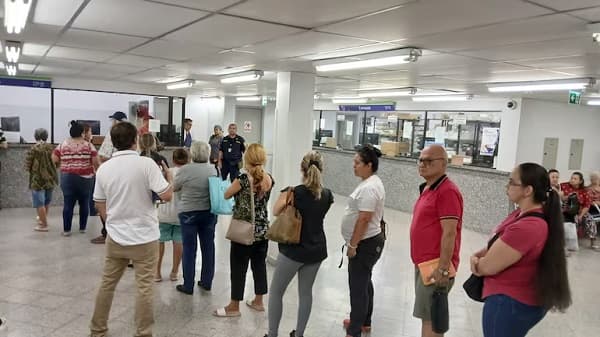 IPS: Asegurados claman por turnos y medicamentos