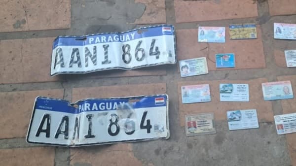 Hallan documentos de policía asesinado a orillas del río Paraná