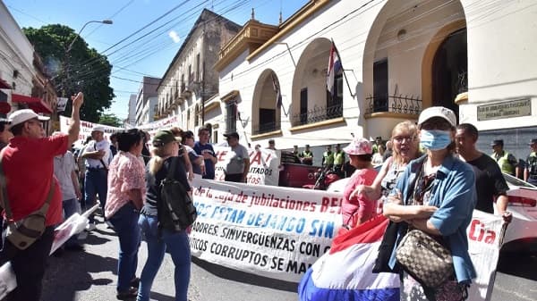 Crisis financiera golpea a Caja de Jubilados Municipales