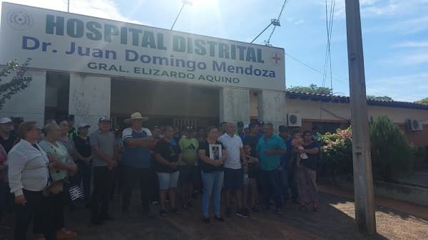 Hospital de General Aquino: Renuncia director tras protesta