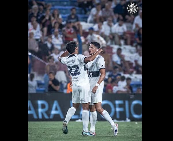 Olimpia golea a Nacional y llega con confianza a la Supercopa