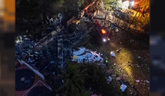 Avión se estrella en avenida de San Pablo: dos muertos y siete heridos