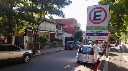 Municipalidad y Parxin: un año sin acuerdo sobre el estacionamiento tarifado