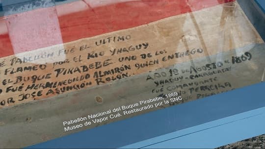 Histórica Bandera Piravevé restaurada y entregada en Bahía de Asunción