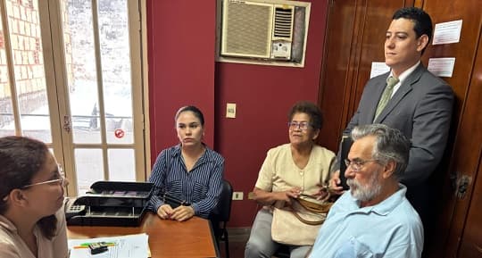 Fiscalía atiende reclamos vecinales por contaminación en Tablada Nueva