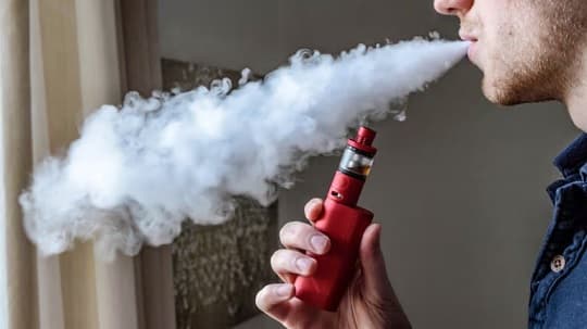 Brasil reporta aumento del contrabando de vapeadores desde Paraguay