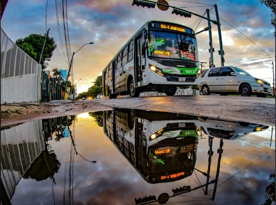 Martes caluroso y húmedo, con tormentas en el sur