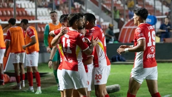 General Caballero fulmina a Luqueño con goleada en el Ka'arendy