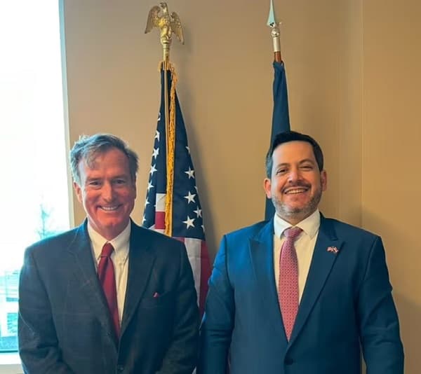 Latorre se reunió con el Departamento de Estado de EE. UU. en medio de controversia por corrupción