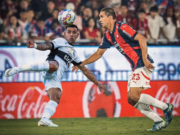 Olimpia y Cerro Porteño disputan hoy el primer superclásico