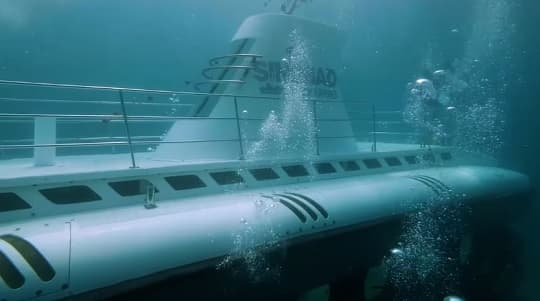 Submarino turístico se hunde en el mar Rojo: seis muertos