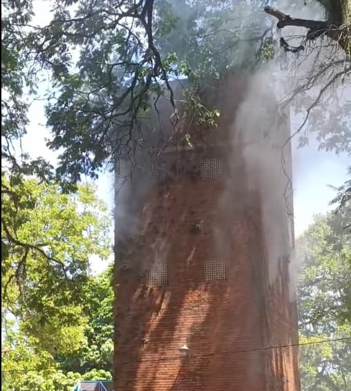 Colapso de tanque en Saturio Ríos obliga a suspender clases
