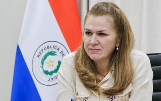 Médicos exigen la renuncia de la ministra de Salud